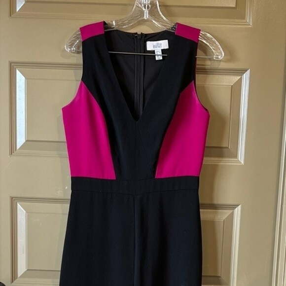 Belle Badgley Mischka V Neck Jumpsuit - Picture 2 of 9